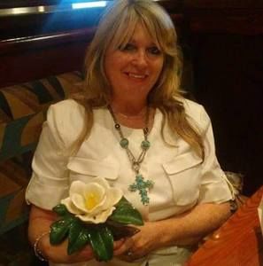 Meet your Posher, Angelia